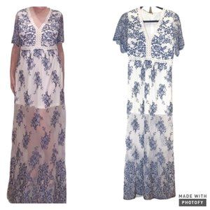 Peach Love California Floral Lace Overlay Maxi Dress blue/white